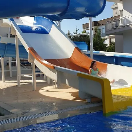 Antalya Nirvana Club 2 - First Floor 3 Bedrooms Water Slide Close To Center - Beach Park Lägenhet Belek